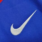 Man United 2005 Away Shirt - Image 3