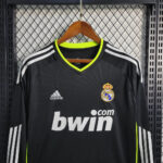 Real Madrid 2010 L/S Away Shirt - Image 2