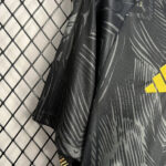 Real Madrid 2025 Gold Lion Special Shirt - Image 5